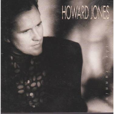 JONES HOWARD - IN THE RUNNING
